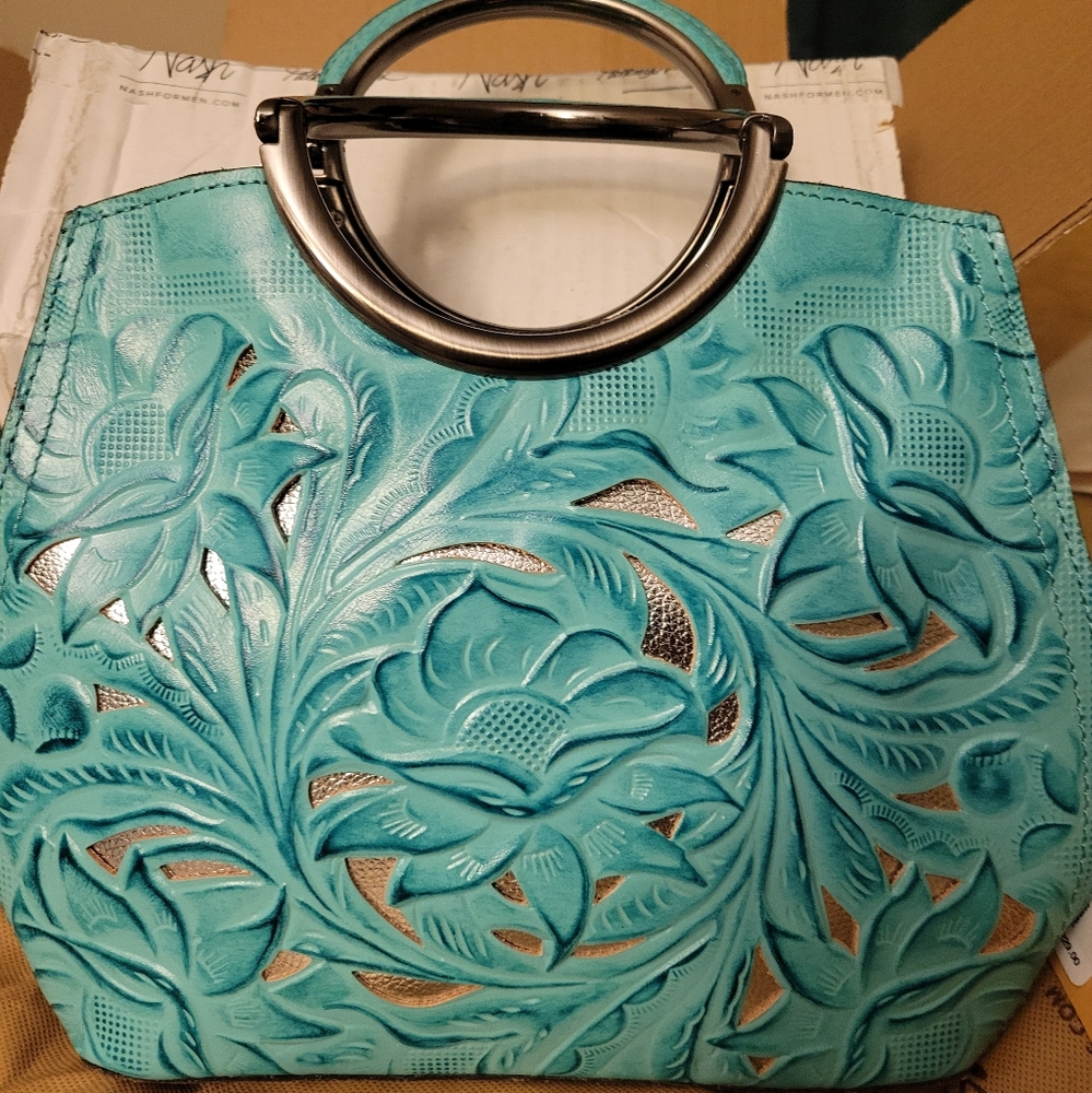 Patricia Nash Aria Shopper - Cut Out Tooling